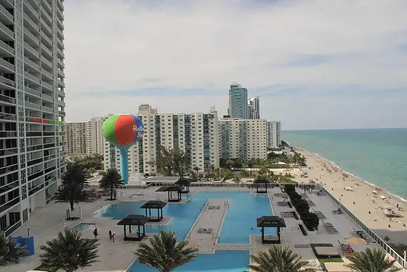 Oceanfront towers in Hallandale Beach, Hallandale Beach, FL
